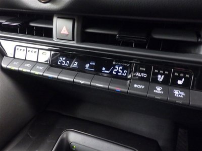 2025 Toyota CROWN CROSSOVER 照片 23