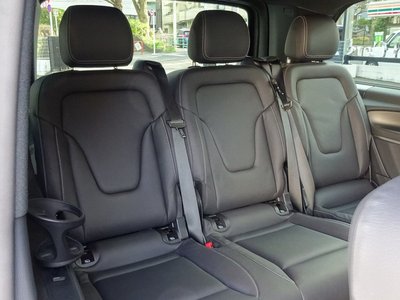 2025 Mercedes-BENZ V-CLASS photo 10