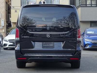 2025 Mercedes-BENZ V-CLASS photo 5