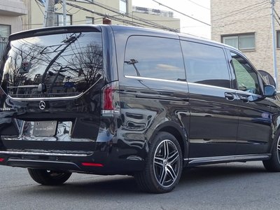 2025 Mercedes-BENZ V-CLASS photo 4