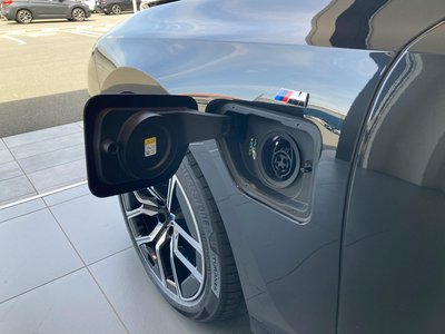 2025 BMW I7 thumbnail 62