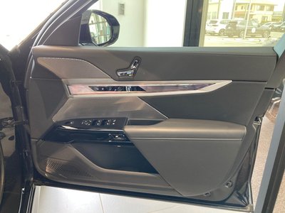 2025 BMW I7 thumbnail 57