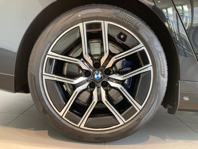 2025 BMW I7 photo 11