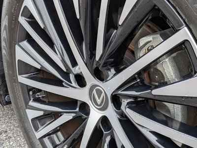 صورة 14 لـ 2024 Lexus RZ