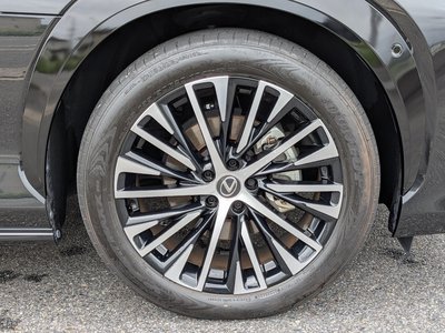 صورة 13 لـ 2024 Lexus RZ