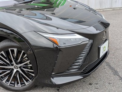 صورة 4 لـ 2024 Lexus RZ