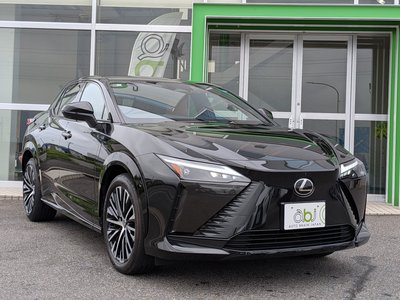 صورة 2 لـ 2024 Lexus RZ