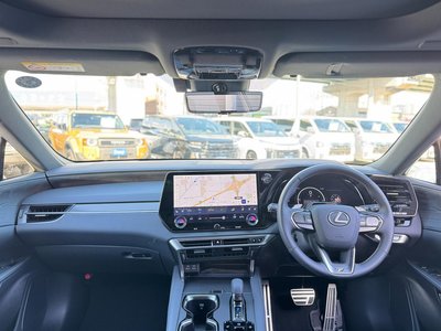 2025 Lexus RX 缩略图 9