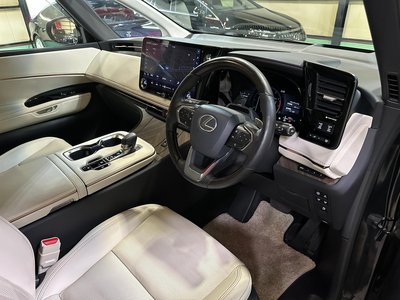2024 Lexus LM 照片 40