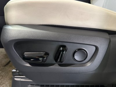 2024 Lexus LM 照片 43