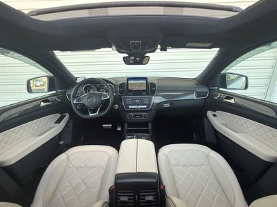 صورة 10 لـ 2017 Mercedes-BENZ GLE AMG