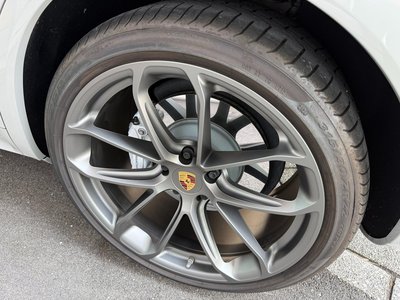 2020 Porsche CAYENNE thumbnail 18