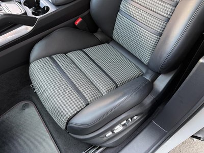 2020 Porsche CAYENNE thumbnail 44