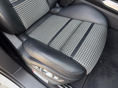 2020 Porsche CAYENNE thumbnail 36