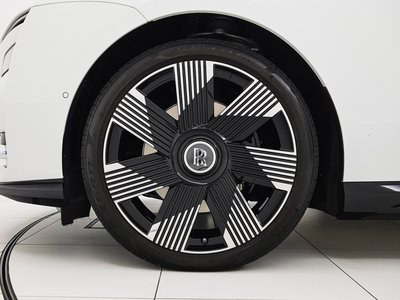 صورة 8 لـ 2024 ROLLS-ROYCE SPECTRE