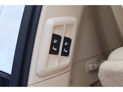 صورة 23 لـ 2023 Toyota LAND CRUISER PRADO