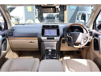 2023 Toyota LAND CRUISER PRADO — фото 2