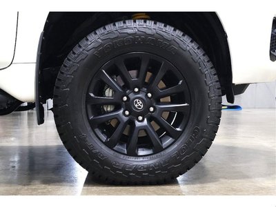 صورة 43 لـ 2023 Toyota LAND CRUISER PRADO