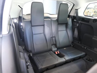 2025 LAND Rover DISCOVERY SPORT photo 6