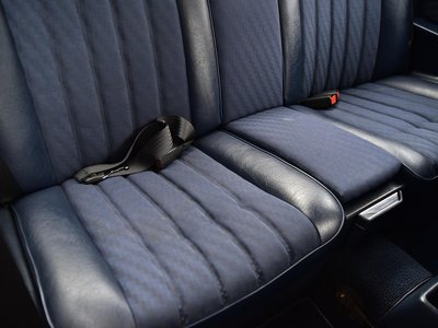 1982 Mercedes-BENZ MEDIUM-CLASS photo 32