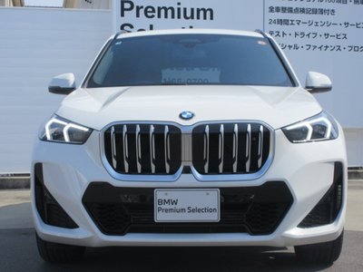 2025 BMW X1 thumbnail 4