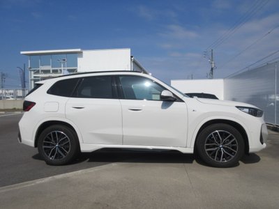2025 BMW X1 thumbnail 10