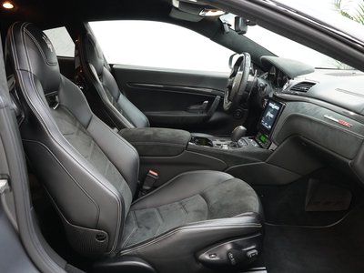 صورة 15 لـ 2020 Maserati GRANTURISMO