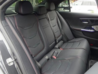 2025 Mercedes-BENZ C-CLASS AMG — фото 11