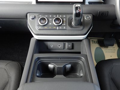صورة مصغرة 61 لـ 2022 LAND Rover DEFENDER