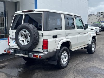 صورة 17 لـ 2015 Toyota LAND CRUISER 70