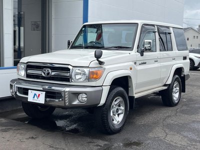 صورة 47 لـ 2015 Toyota LAND CRUISER 70