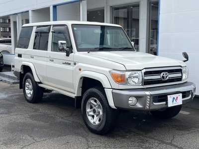 صورة 16 لـ 2015 Toyota LAND CRUISER 70