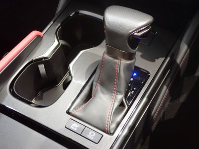 2023 Lexus ES photo 16