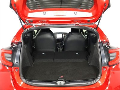 صورة مصغرة 26 لـ 2025 Toyota GR YARIS