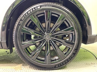 صورة 23 لـ 2025 Toyota CROWN SPORT