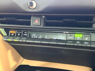 صورة 46 لـ 2025 Toyota CROWN SPORT