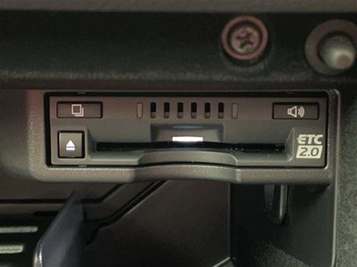 2021 Lexus IS photo 6