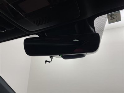 2021 Lexus IS thumbnail 27