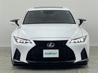2021 Lexus IS thumbnail 41