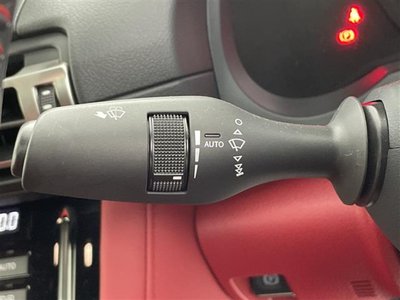 2021 Lexus IS thumbnail 23