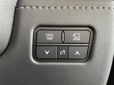 2022 Lexus LX thumbnail 32