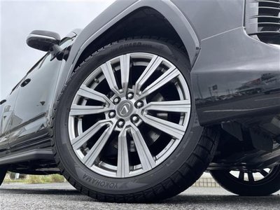 2022 Lexus LX photo 9