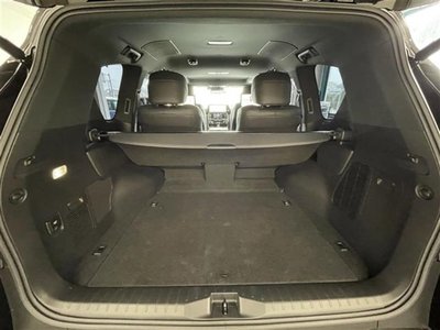 2022 Lexus LX photo 16