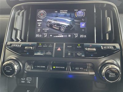 2022 Lexus LX thumbnail 29