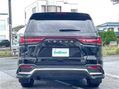2022 Lexus LX photo 6