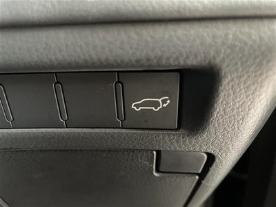 2022 Lexus LX thumbnail 26