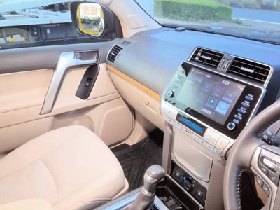 2023 Toyota LAND CRUISER PRADO 照片 28