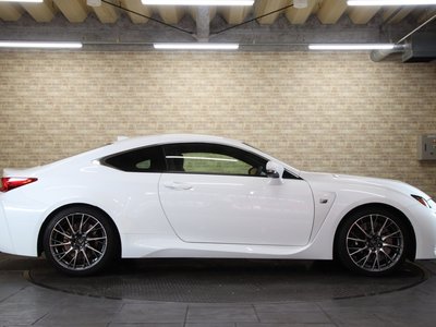 2016 Lexus RC F photo 9