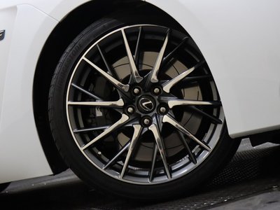 2016 Lexus RC F photo 13