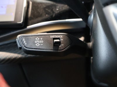 صورة 24 لـ 2021 AUDI RS Q8